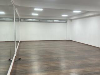 Сдам большой и уютный зал!