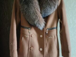 Продается зимнее пальто