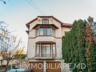 Casă cu 3 niveluri, or. Codru Vă propunem spre vânzare casă cu 3 ...