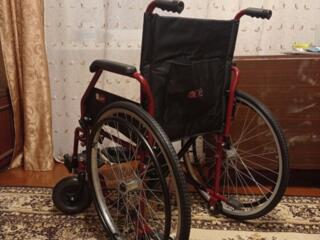 Складное кресло-коляска для инвалидов