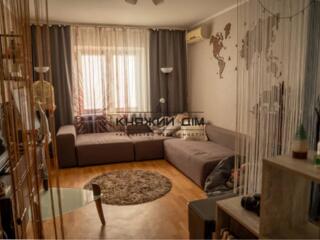 Продаж 1-кімнатної квартири, вул. Олени Пчілки, 2Б. Площа кімнати 18 .