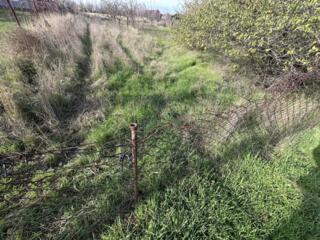 В продаже огражден участок 7 соток в Санжейке — правильная форма, ...