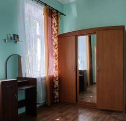 Предлагается к продаже двухкомнатная квартира возле центра города. ...