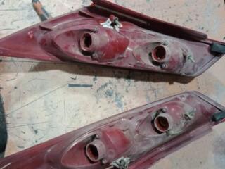 Reparatii prinderi faruri, bare/spoilere auto crapate sau sparte.