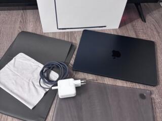 Продам MacBook Air M2