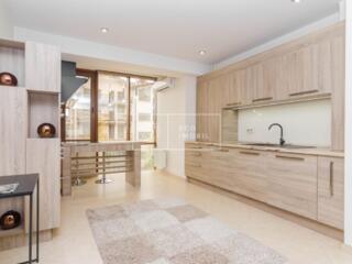 Spre închiriere apartament cu o odaie și living, bloc nou, amplasat ..