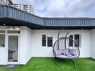 Vă propunem spre chirie casă cu 2 odăi și living, amplasat în sect. ..