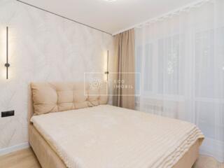 Spre vânzare apartament cu două odăi și living, în bloc secundar, ...