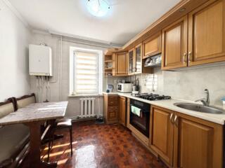 Vă propunem spre vânzare apartament cu 2 odăi amplasat în sect. ...