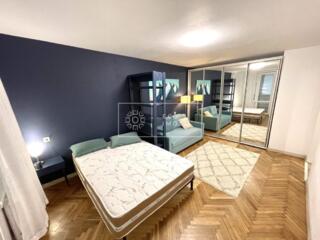 Vă propunem spre chirie apartament cu o odaie, amplasat în sectorul ..