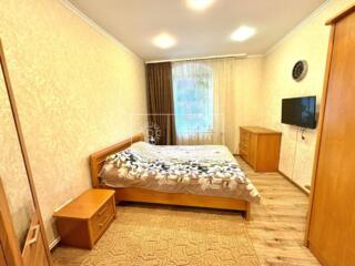 Vă propunem spre vânzare apartament la sol în două nivele cu 3 odăi ..