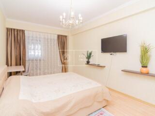 Se dă în chirie apartament superb sec. Centru, str. Lev Tolstoi, cu 3 