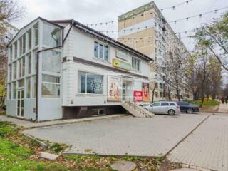 Se vinde spațiu comercial pe str. Voluntarilor. Suprafața de 260 m.p. 