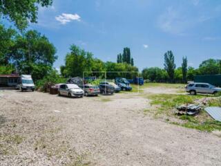 Se dă în chirie teren în sec. Ciocana pe str. Varnița. Facilități: ...