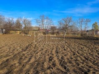 Se vinde lot pentru construcții situată în s. Coșnița, r-nul Dubăsari 