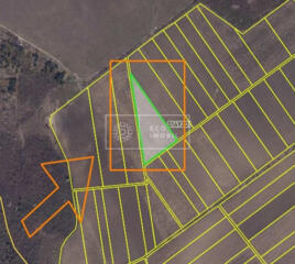 Se oferă spre vânzare un teren agricol în sat Colonița, cu suprafața .