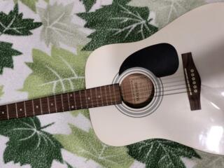 Продаю гитару в хорошем состоянии