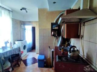 Продам просторную светлую квартиру возле Нового рынка