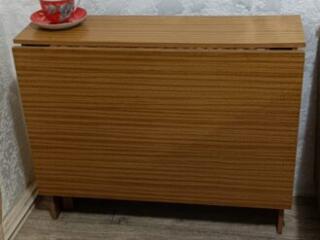 Продам стол тумбу