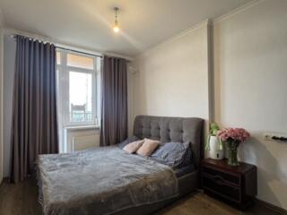 Продам квартиру в ЖК Дмитриевский, кирпичный дом от Стикон