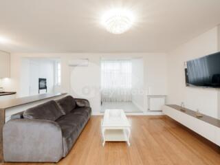 Spre chirie apartament amplasat în centrul orașului pe str. ...