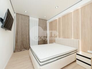 Se oferă  spre chirie apartament  amplasat în complexul  ...