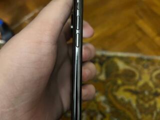 Обменяю на айфон 11 +- АКБ 75-74 на 64гб