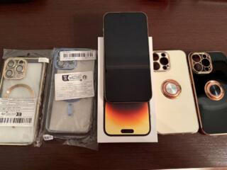 Продам iPhone 14 Pro Max 700 у. е., торг. Чехлы в подарок