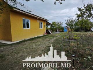 Vă propunem spre vânzare această casăîn Sângera, Sector de Vile cu ...