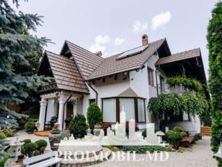 Vă propunem spre vânzare această casă în 2 nivele în sect. Centru, ...