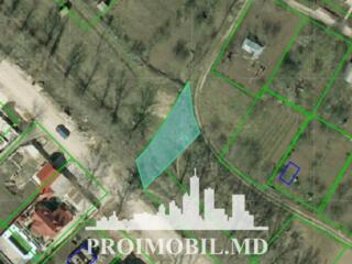 Spre vânzare se oferă teren pomicol, situat în Dumbrava.Suprafața ...