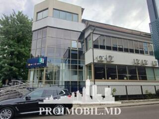 Se oferă spre chirie spațiu pentru oficii amplasat însect. ...