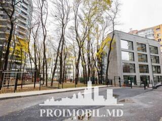 ​ Se oferă spre chirie spațiu pentru oficii, amplasat în sectorul ...