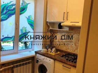 Пропонується в оренду однокімнатна квартира на Печерську за адресою: .