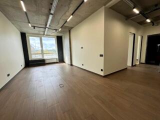 Оренда комерційного приміщення загальною площею 100 кв.м., в ...