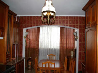 Продаётся двухкомнатная квартира. Дарницкий район, улица Гмыри ...