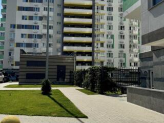 Продаётся двухкомнатная квартира. Дарницкий район, шоссе Харьковское, 