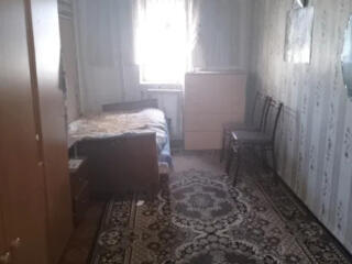 Продам 2 комн. на Запорожской.