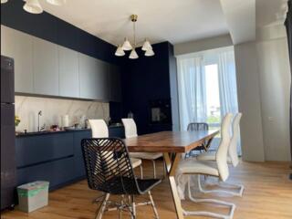 Vand apartamnet 3 camere sect Telecentru str-la1 Ciocirliei 5/1