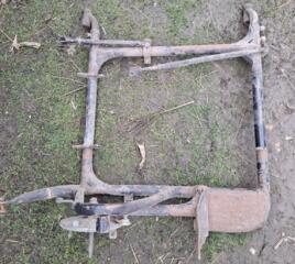 Запчасти МТ Днепр, honda lead, Dio, Opel Omega, кресла VW, рама.