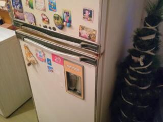 Холодильник, стиральная машинка.