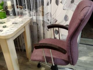 Продам офисное кресло