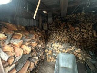 Колотые дубовые дрова