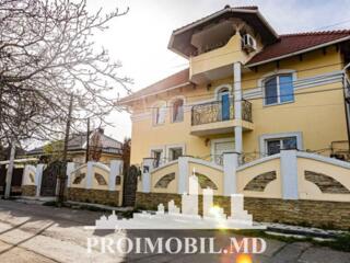​​ Vă propunem spre chirie această casă în 3 nivele, amplasată în ...