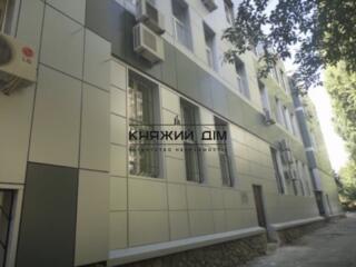 Оренда офісних приміщень з окремим входом на вул. Юлії Здановської 8Б 