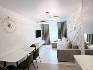 В продаже двухкомнатная квартира в Жемчужине. 19-й этаж, красивый вид 