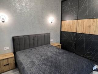 В продаже шикарная квартира на самом берегу моря! Расположена в новом 