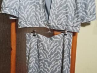 Новый женский костюм жакет -блузон + юбка годе 46р-р (фаб. трикотаж)