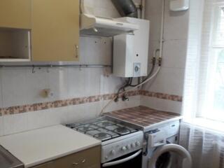 Сдам 2 комнатную квартиру рядом с парком Победы