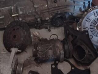 Коробка с корзиной и сцеплением passat b5 1998 года